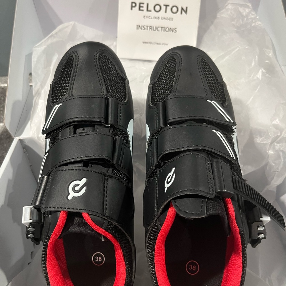Peloton indoor cycling shoes, size 38/women’s size 7